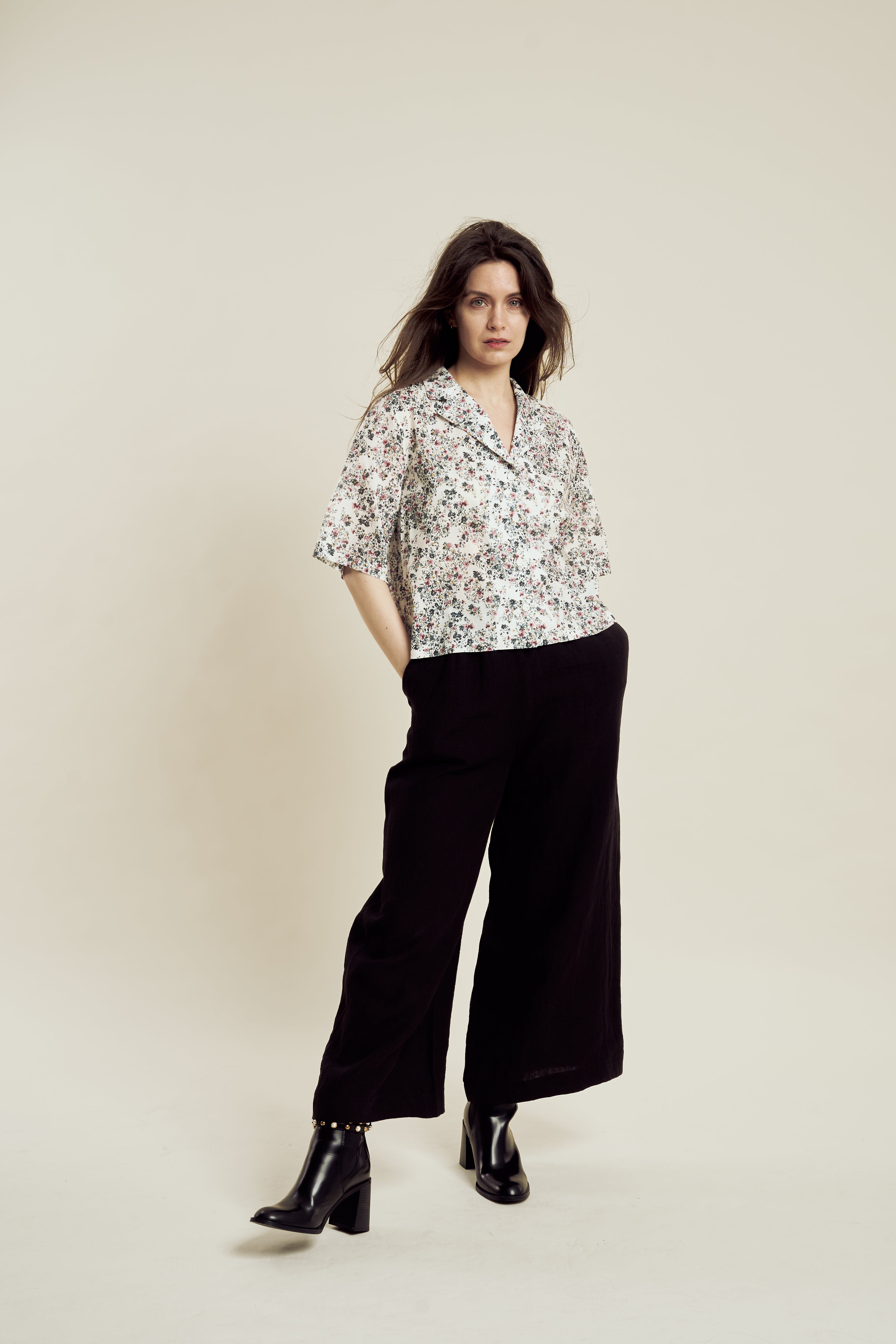 BLACK ELASTIC WAISTBAND